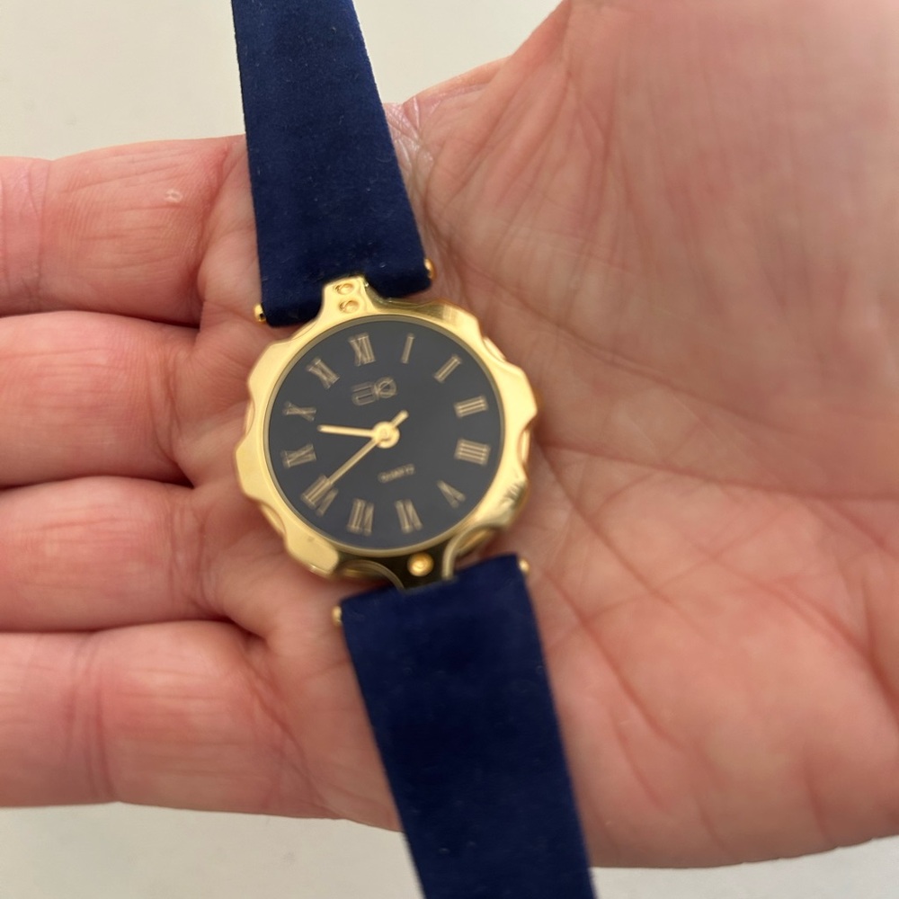 New Gold with a velvet Blue Watch band and Roman Numerals-Japan quartz